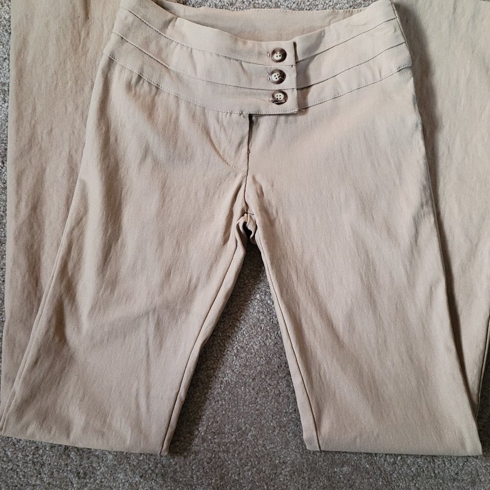 Beige stretchy pants
